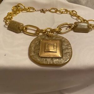 Chic Gold-Tone Necklace with Geometric Pendant